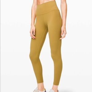 NWOT aligns grape leaf size 6